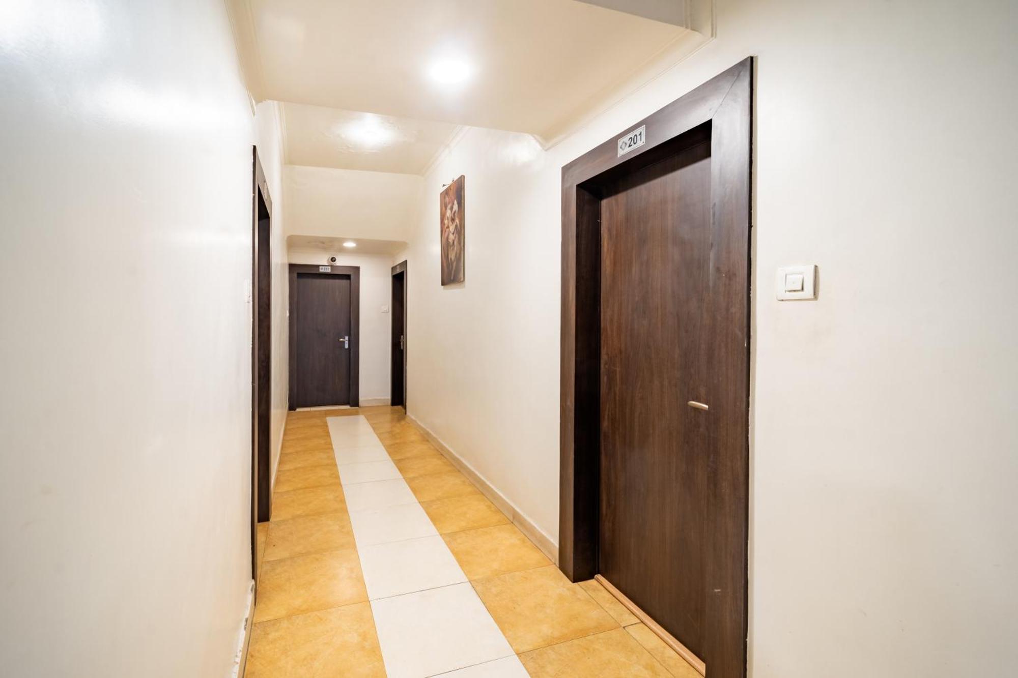 Treebo Kamal Regency Hotel Bhopal Bagian luar foto