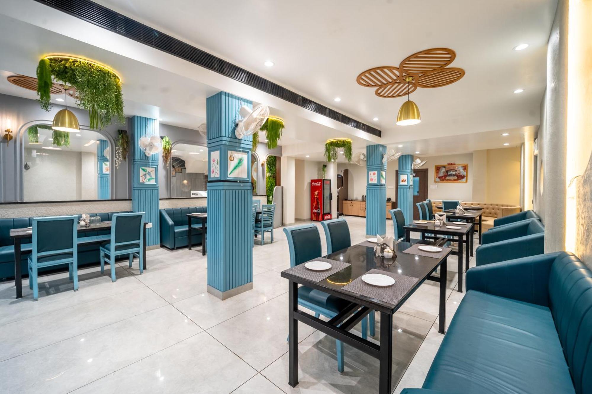 Treebo Kamal Regency Hotel Bhopal Bagian luar foto
