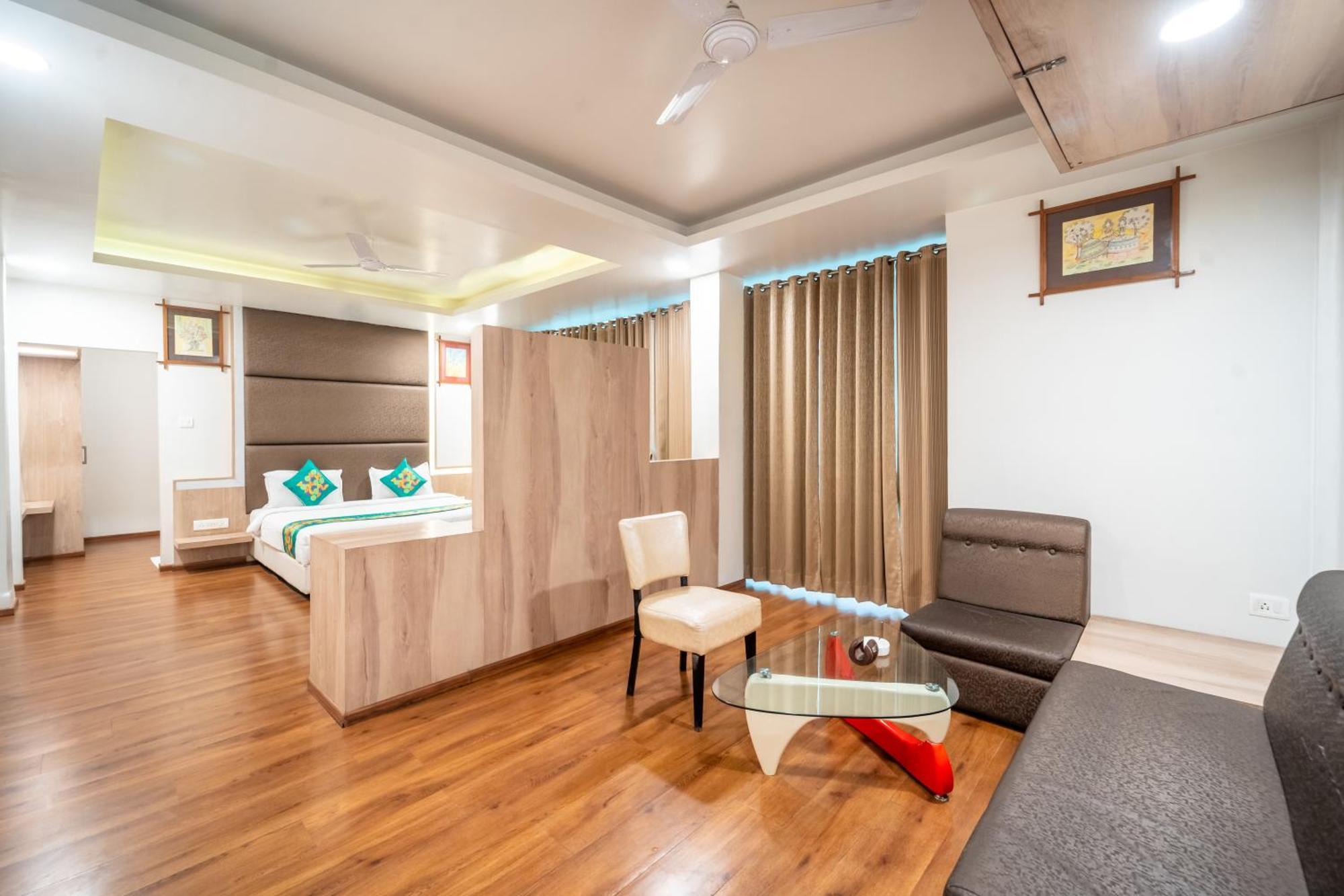 Treebo Kamal Regency Hotel Bhopal Bagian luar foto